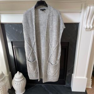 ANN TAYLOR MIDI SWEATER VEST